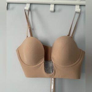 SKIMS Deep Plunge Seamless Bra